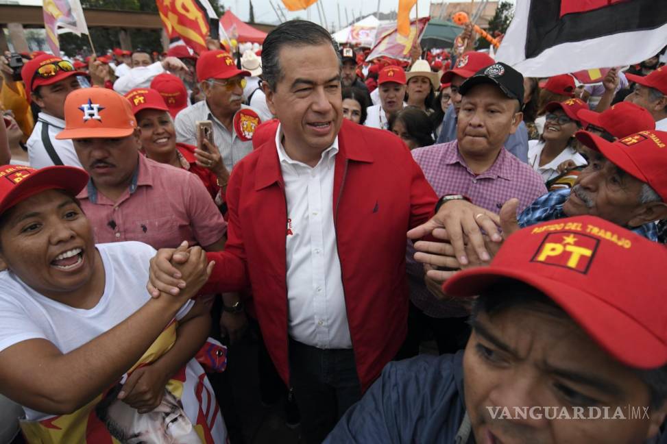 $!Cierra Ricardo Mejía campaña bajo la lluvia, en Saltillo