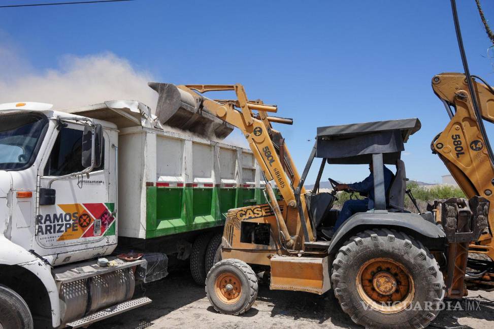 $!Los trabajos se extendieron a plazas y espacios comunitarios en colonias como Analco 2 y Haciendas III.