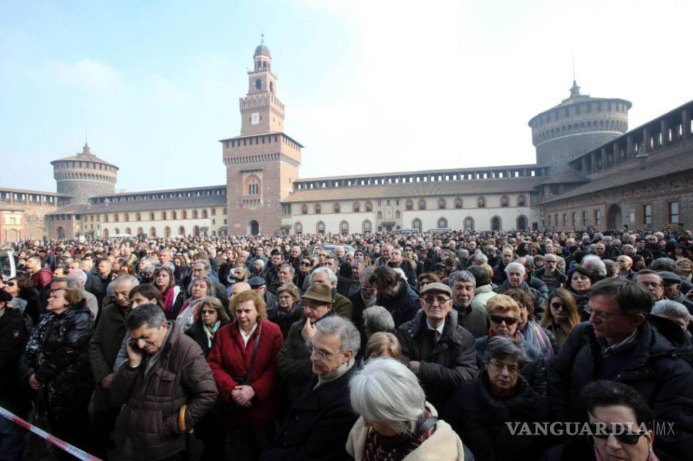 $!Italia despide al escritor Umberto Eco con un funeral laico en Milán