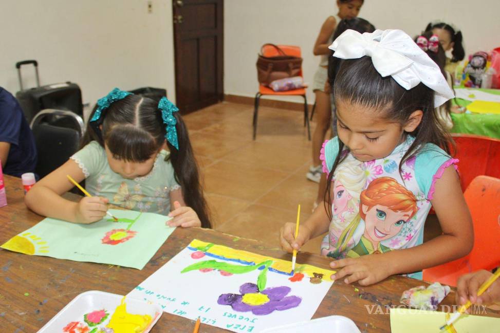 Creatividad infantil florece en los Cursos de Verano de Cuatro Ciénegas