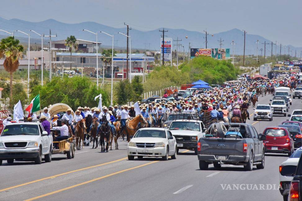 $!Cientos de jinetes de todo el Estado participaron en la tadicional cabalgata.