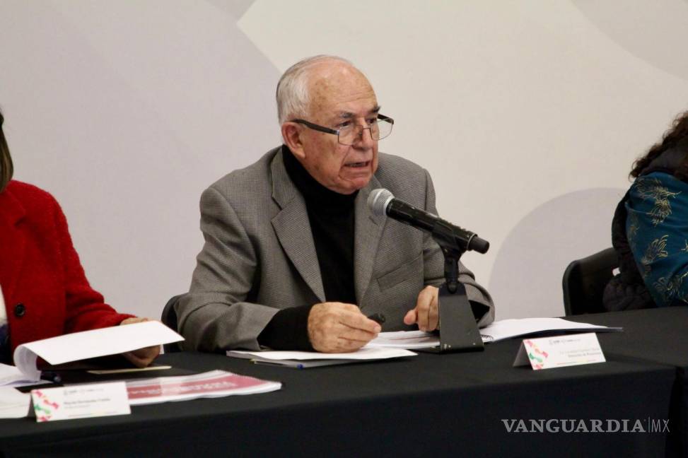 $!Leonardo Guerrero Dávila, director de Pensiones, presumió la salud financiera del sistema de pensiones del Municipio.