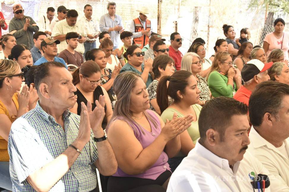 $!Vecinos de la colonia Occidental agradecieron la respuesta de la administración municipal.