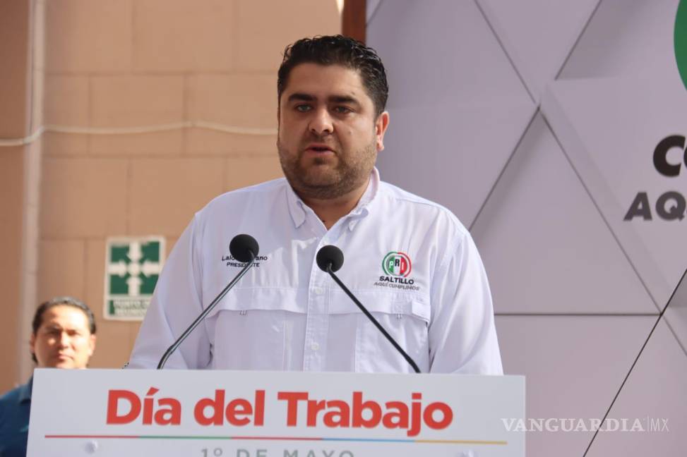 $!Eduardo Medrano Aguirre, dirigente del Comité Municipal del PRI, destacando el papel de Coahuila como polo industrial en el norte de México.