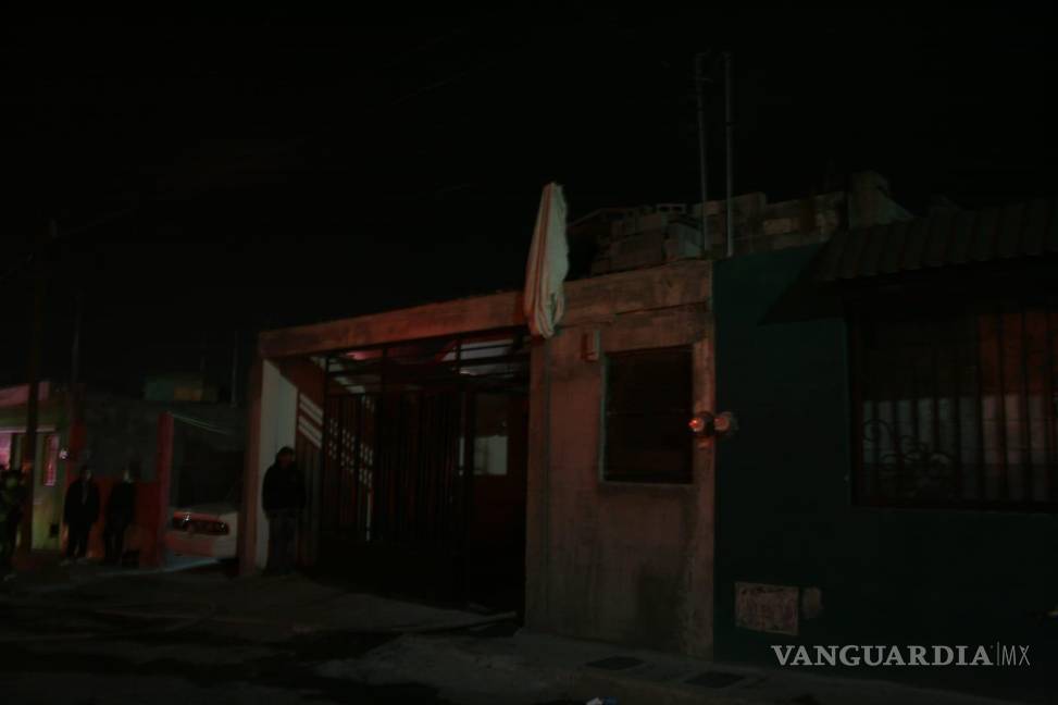 $!La habitación de madera era utilizada como taller para reparar aparatos electrónicos.