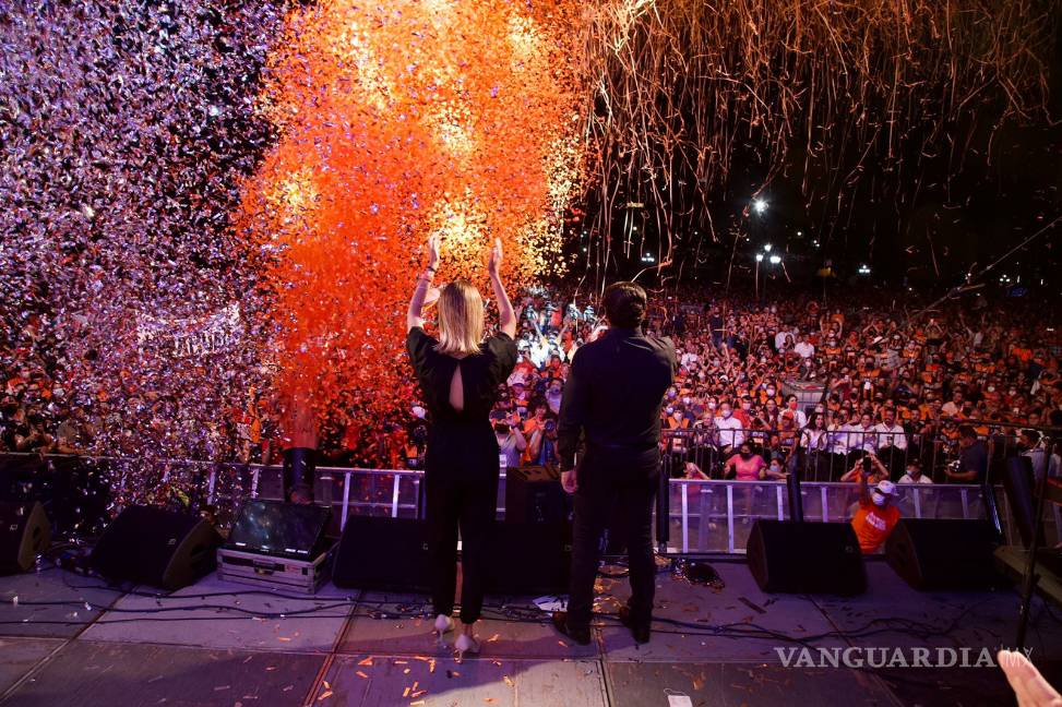 Estaría Samuel García 'reciclando' funcionarios del Bronco