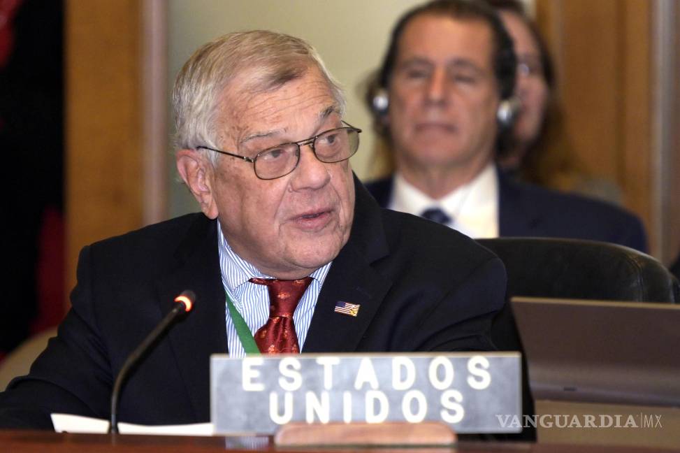 $!El alto funcionario de la Oficina de Asuntos del Hemisferio Occidental de EU Michael Kozak, EU negó ante la OEA haber interferido en las elecciones de Honduras.