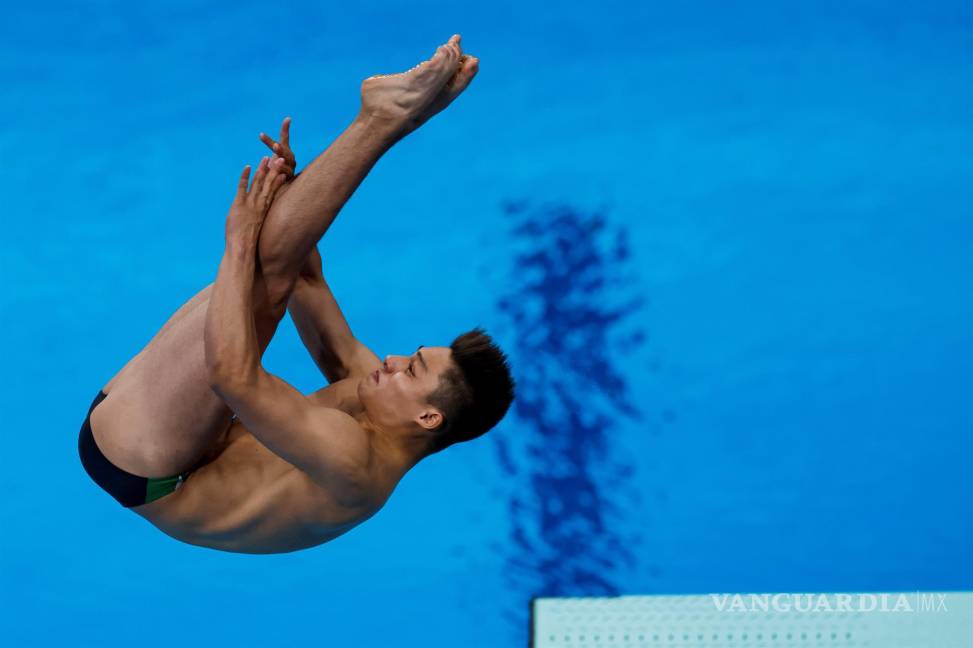 $!Osmar Olvera Ibarra de México se presenta en la semifinal de salto de trampolín de 3 m masculino durante los eventos de salto de los Juegos Olímpicos de Tokio 2020. EFE