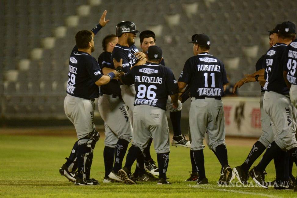 $!Sultanes de Monterrey acuden a John Milton para quitarse la mala racha