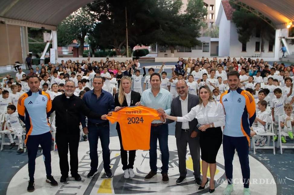 $!El 25 de octubre, la Fundación Real Madrid clausuró su Clínica de Futbol en Saltillo, donde más de cien niños, niñas y jóvenes participaron en actividades deportivas.