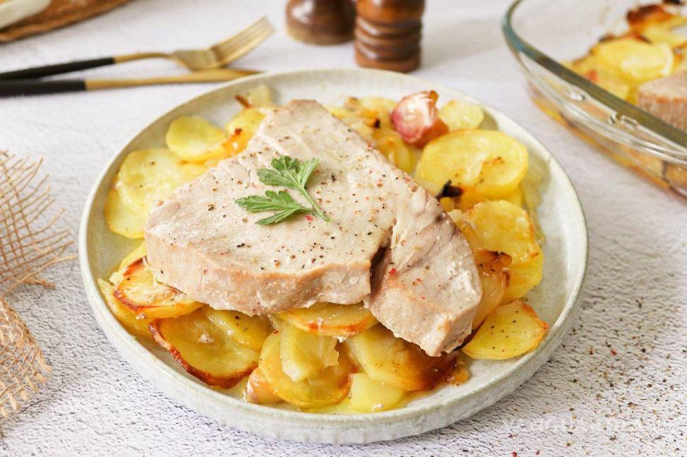 $!Cazuela de atún al horno con papas.