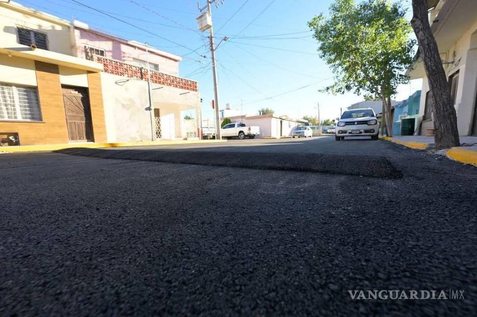 $!La rehabilitación del pavimento beneficia directamente a las familias de la Privada Buenos Aires, mejorando el tránsito y acceso a sus viviendas.