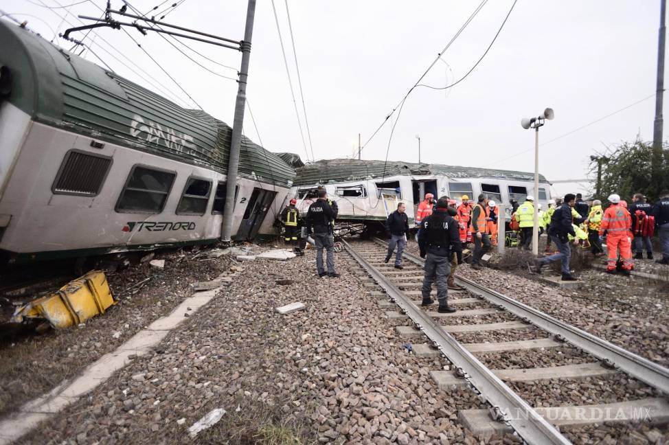 $!Accidente ferroviario deja tres muertos y 100 heridos en Italia