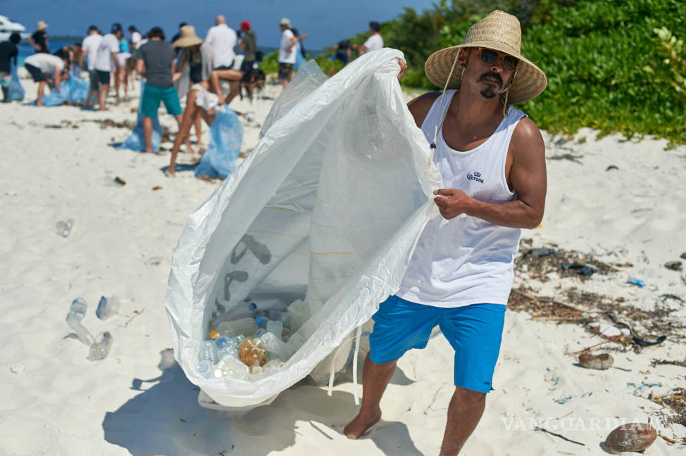 $!¡Adiós a los empaques del 'six pack'! cerveza Corona lo sustituye por material ecológico