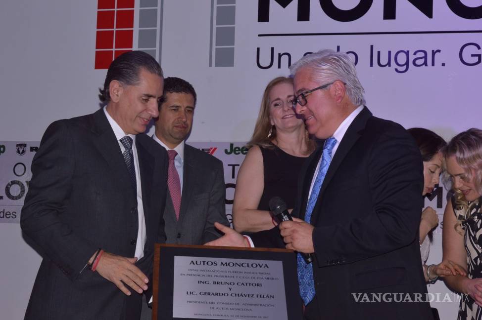 $!FCA México inaugura nuevo concepto de Mall Automotriz en Monclova, Coahuila