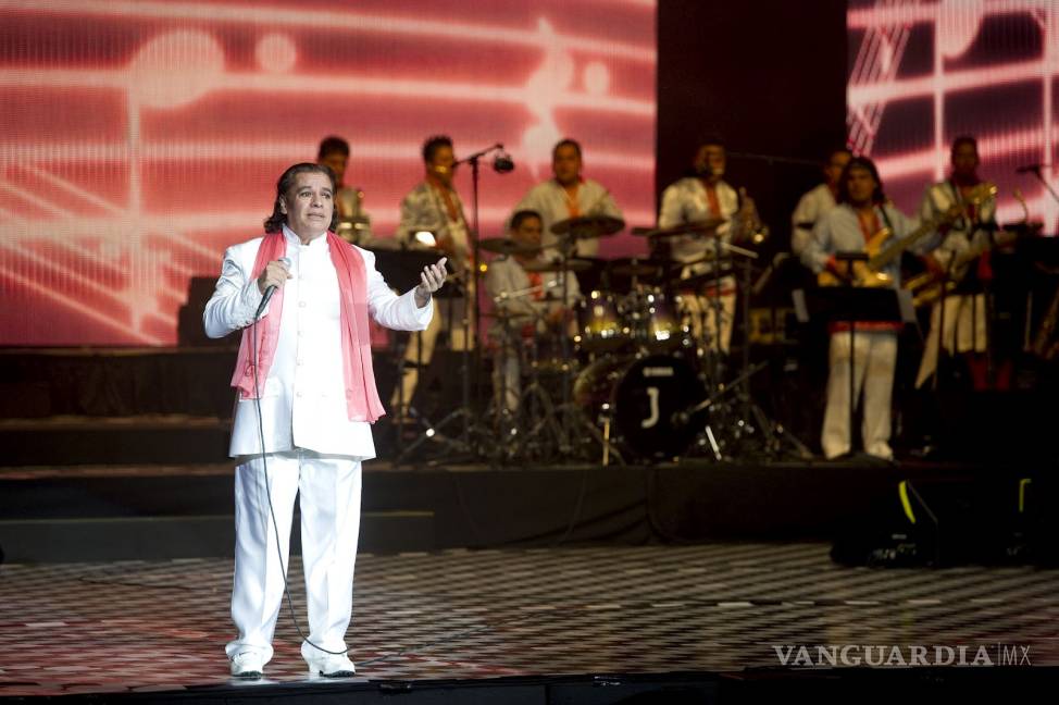 $!¿Te perdiste a Juan Gabriel en vivo?: te presentamos nuestra crónica de uno de sus conciertos