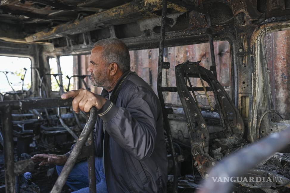 $!Los palestinos de esta aldea creen que el ataque de ayer se produjo en represalia por el desalojo de un cercano puesto de avanzada en el bloque de Gush Etzion