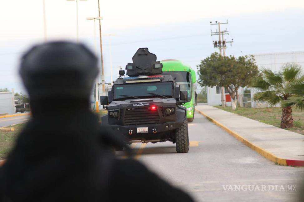 $!El operativo de traslado fue dirigido por la Secretaría de Seguridad Pública del Estado y con el respaldo de la Guardia Nacional y el Ejército Mexicano.