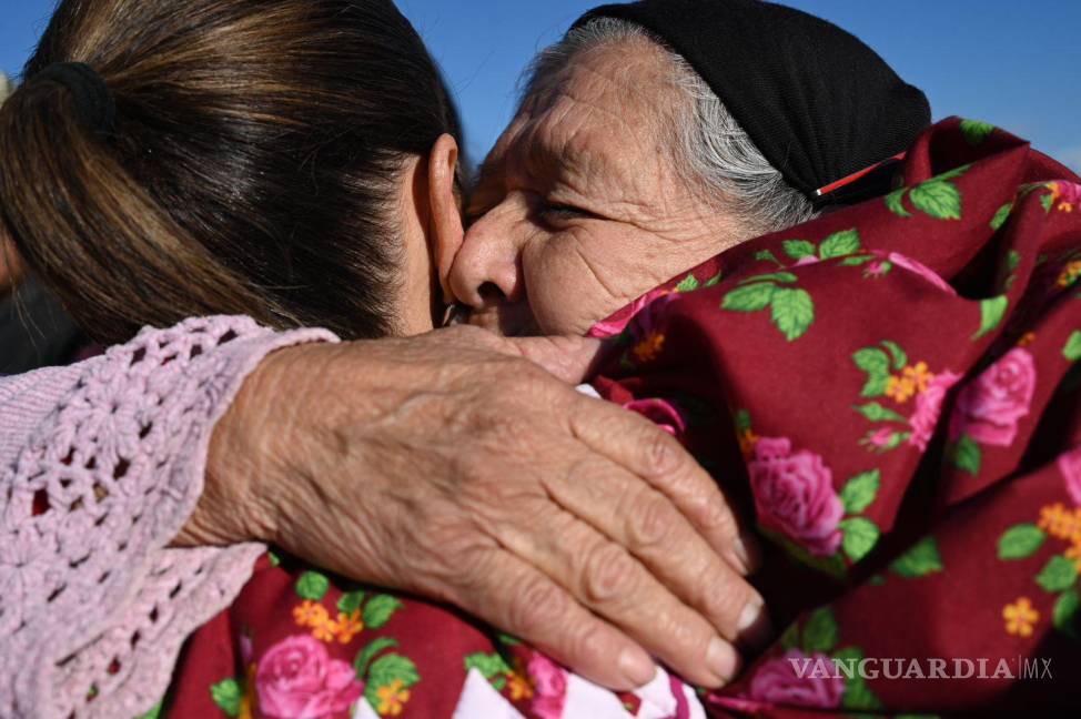 $!Claudia Sheinbaum restituye tierras a comunidades rarámuris