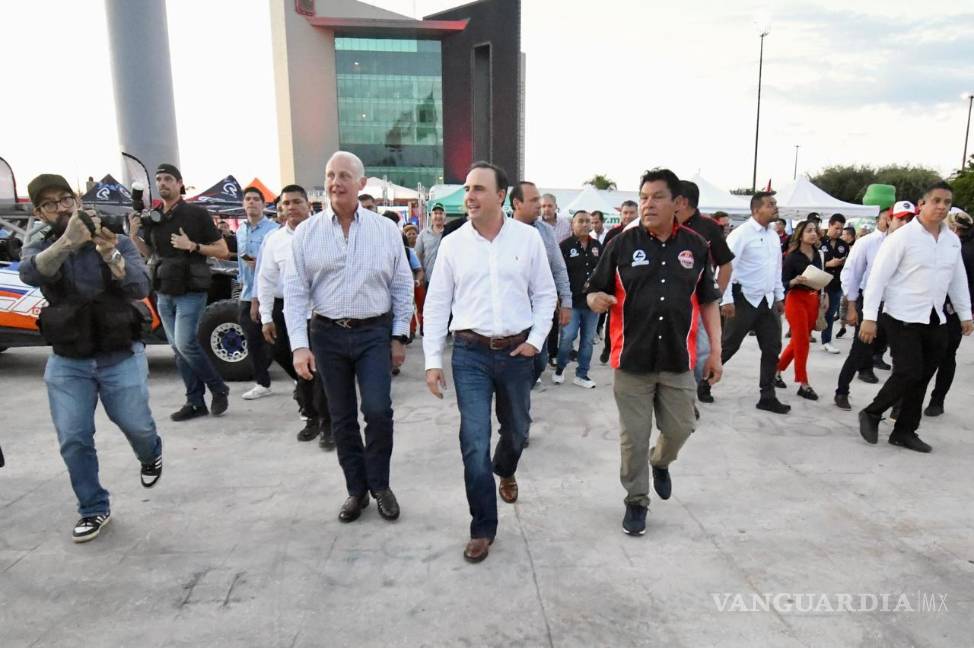 $!El alcalde Román Alberto Cepeda destaca la seguridad y el turismo en la región.