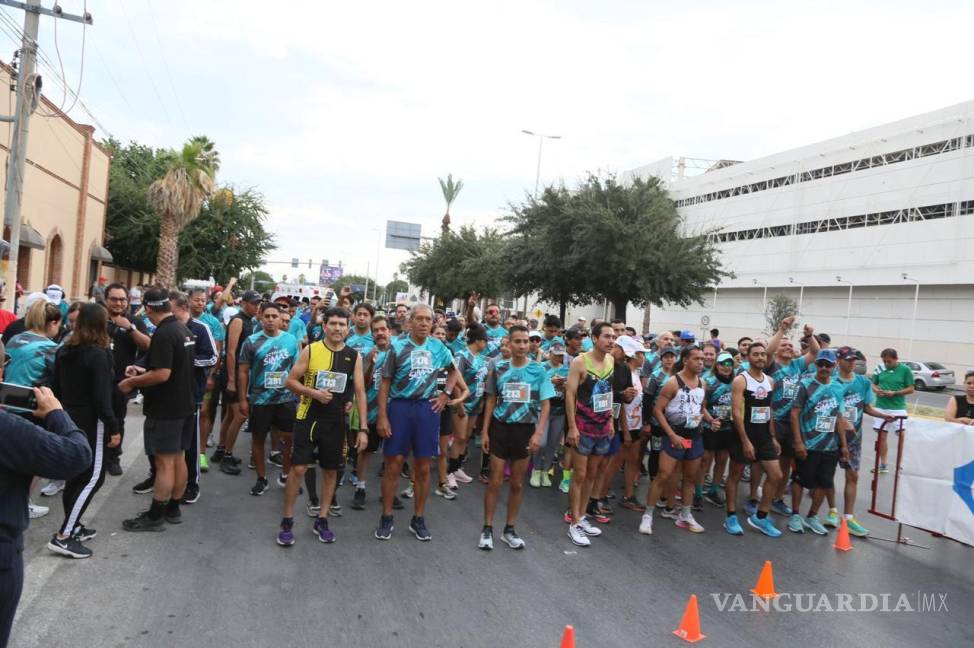 $!Un ambiente de camaradería se disfrutó en la carrera 7K “Cada gota cuenta”.