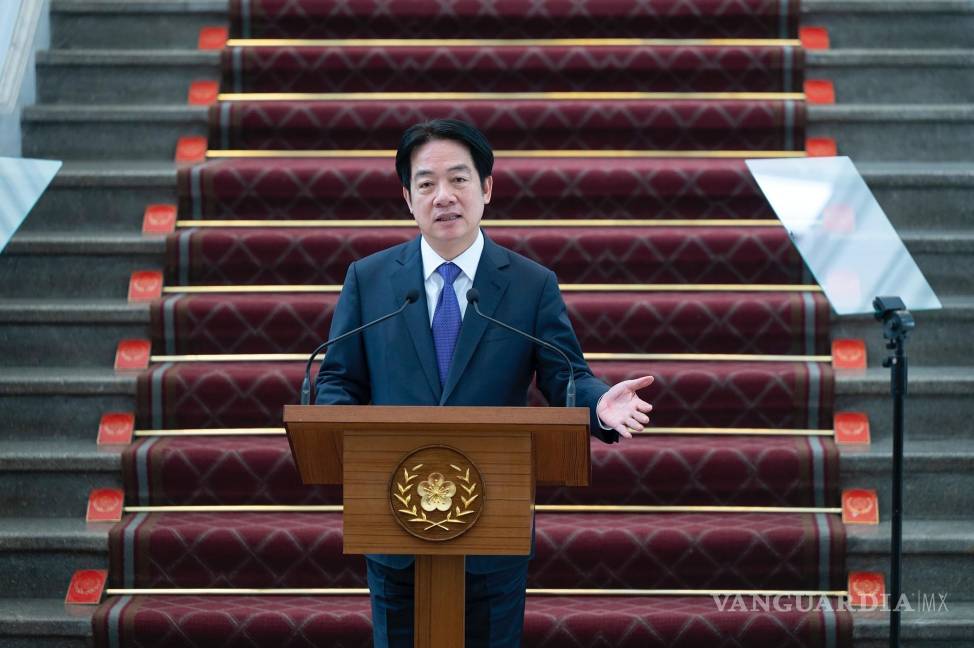 $!El presidente de Taiwán, Lai Ching-te, en una conferencia de prensa tras una reunión de seguridad sobre los aranceles de Trump a los socios comerciales.