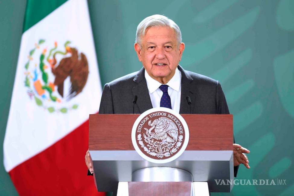 Promete AMLO concluir vacunación contra COVID-19 en octubre