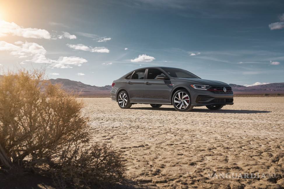 $!Volkswagen Jetta GLI 2019 ya está en México, checa precios, versiones y equipamiento