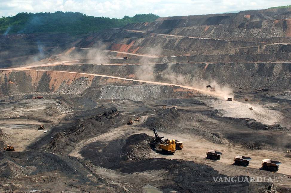 $!Armando Guadiana llama al sector minero a mantener la calma