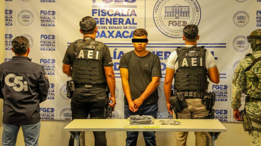 Se detuvo a una persona identificada como Z.S.S., alias “El 07”, por su probable responsabilidad en crimen del expresidente municipal de San Juan Cacahuatepec.