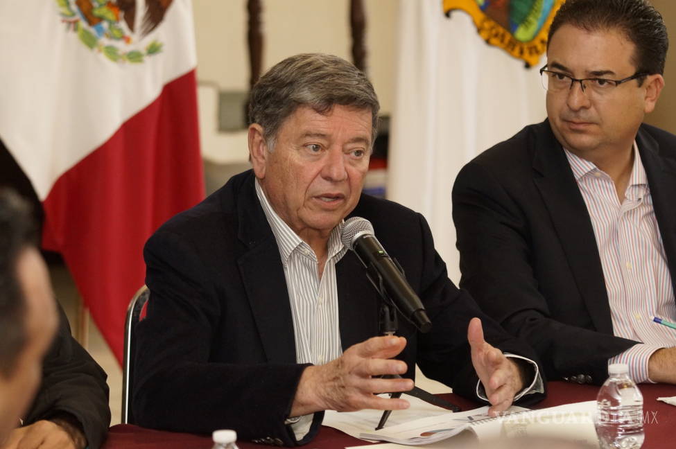 $!Defiende Rogelio Montemayor ante el Congreso el fracking en Coahuila