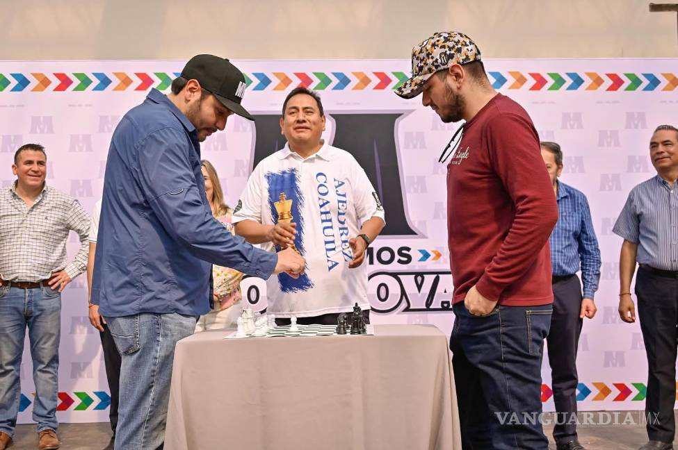 $!Monclova fue sede del Cameonato Estatal de Ajedrez, en el que participaron 150 personas.