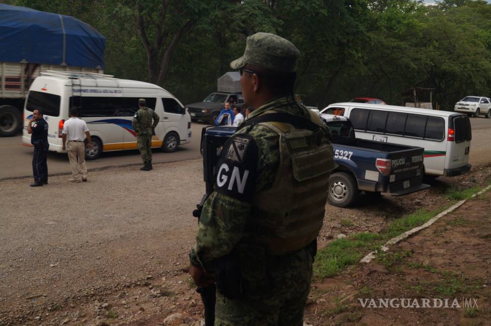 $!México endurece el control migratorio en su frontera sur con la Guardia Nacional (fotogalería)