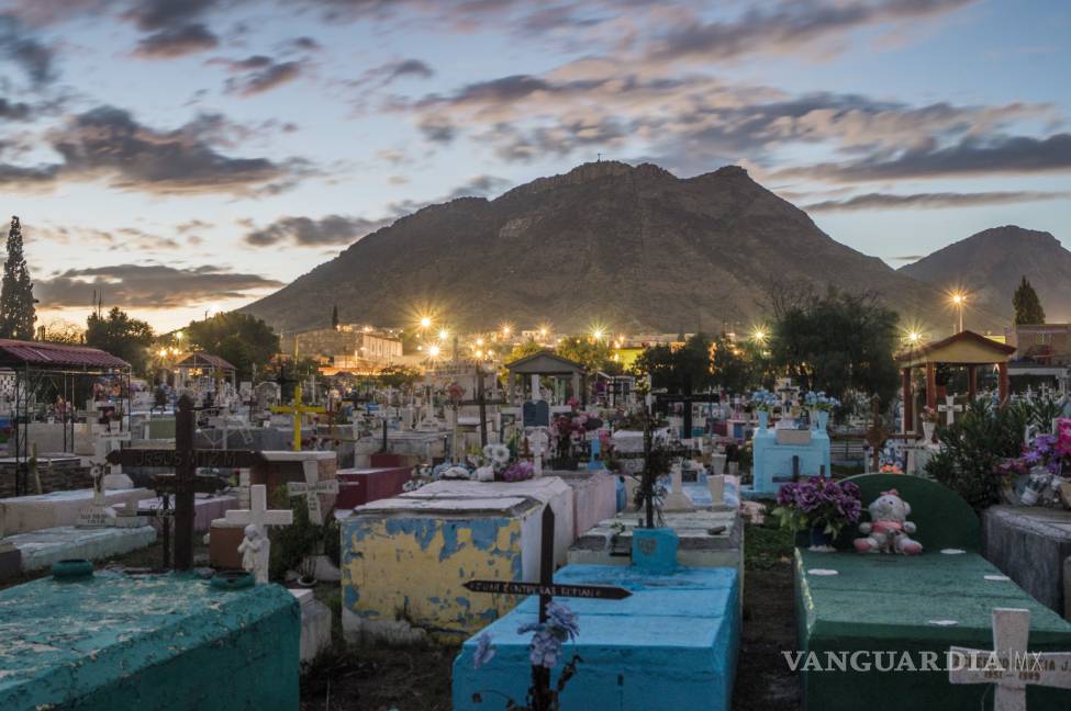Esperan panteones de Saltillo a 100 mil visitantes