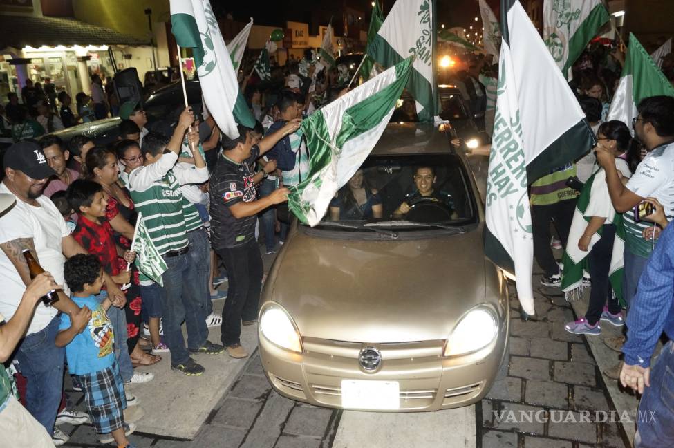 $!Así festejó Saltillo el título del Santos Laguna (fotos)