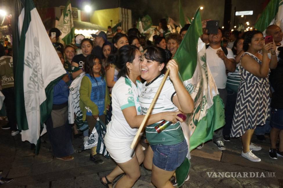 $!Así festejó Saltillo el título del Santos Laguna (fotos)