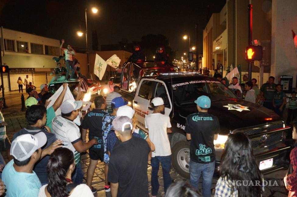 $!Así festejó Saltillo el título del Santos Laguna (fotos)