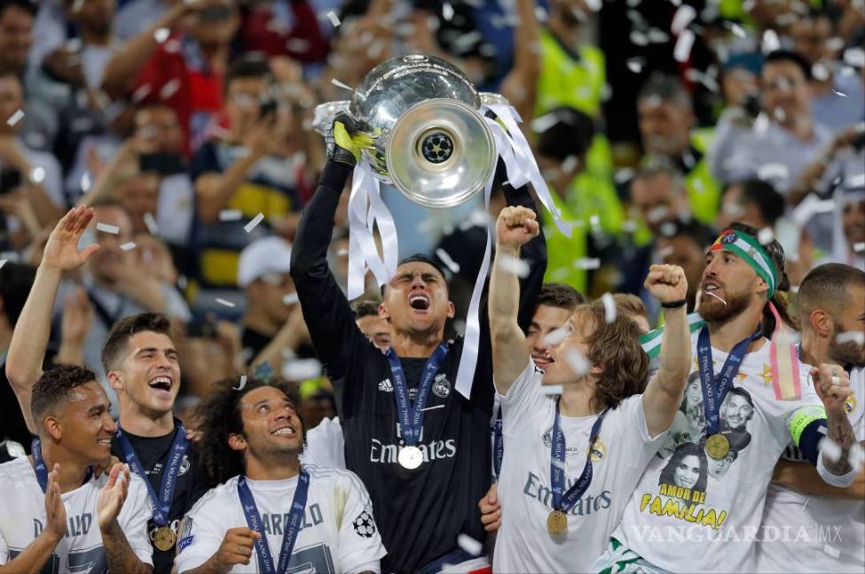 Keylor Navas queda fuera de la Copa América Centenario