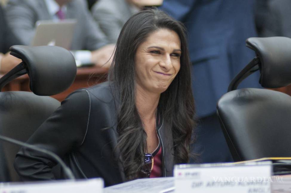 Ana Guevara en carrera por la 'medalla de oro en corrupción'