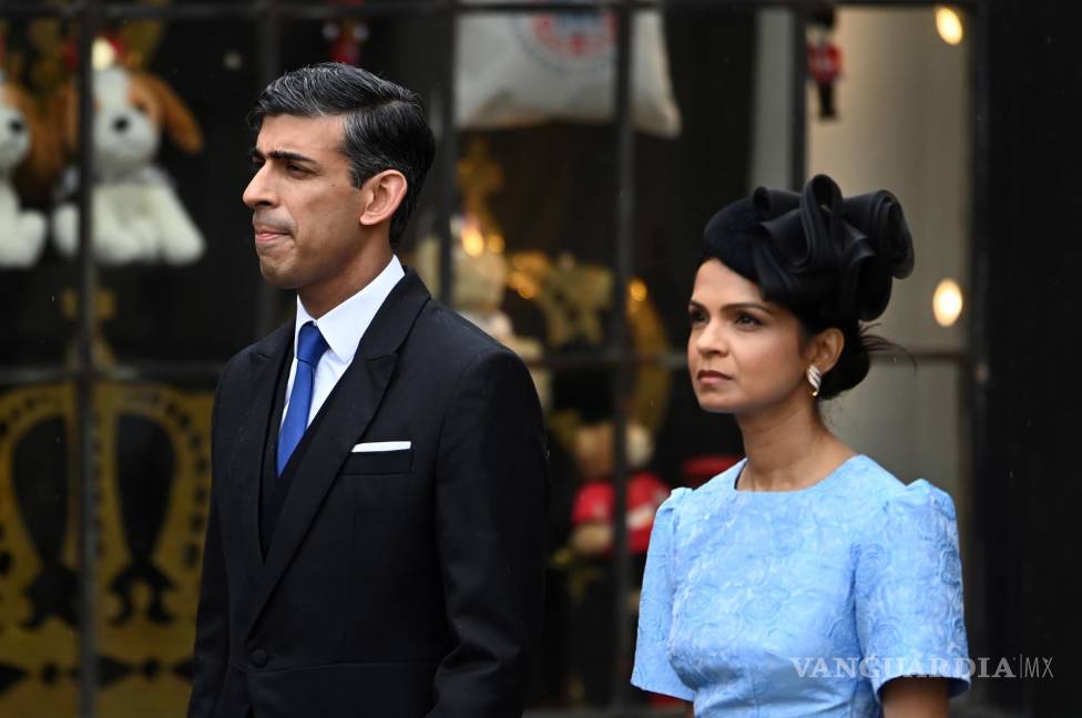 Así inicia el reinado del Carlos III tras una larga espera para ser el monarca británico (fotos)