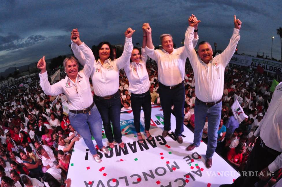 $!Lulú Kamar cierra campaña en Monclova