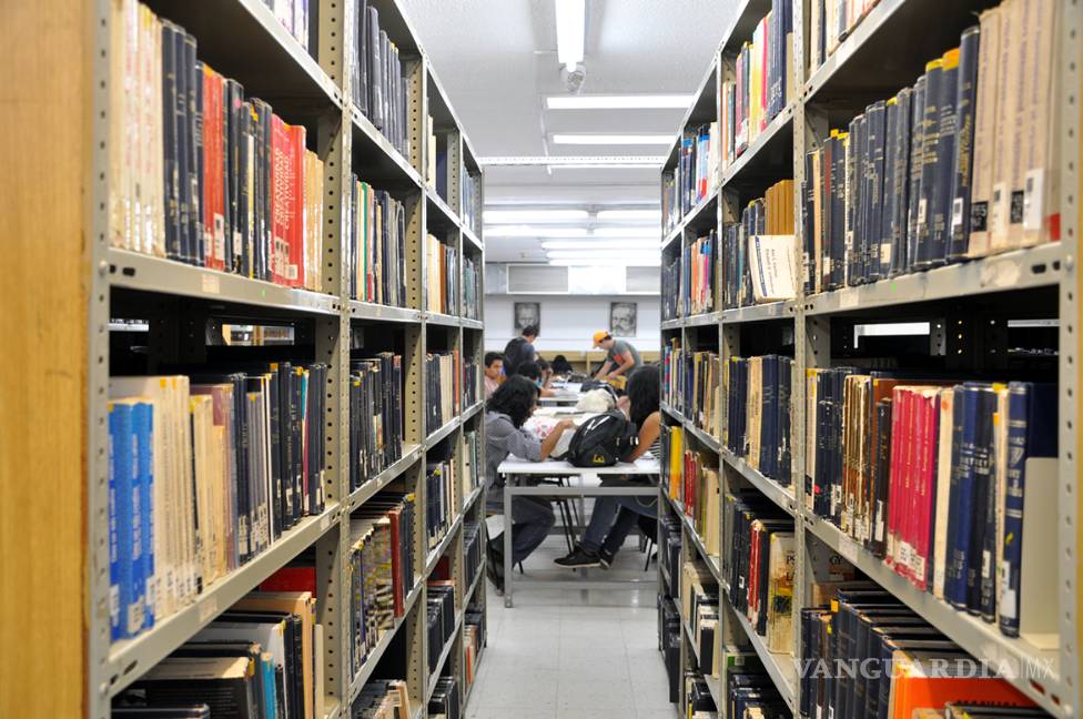 $!Acervo bibliográfico de la UNAM, el más importante en AL
