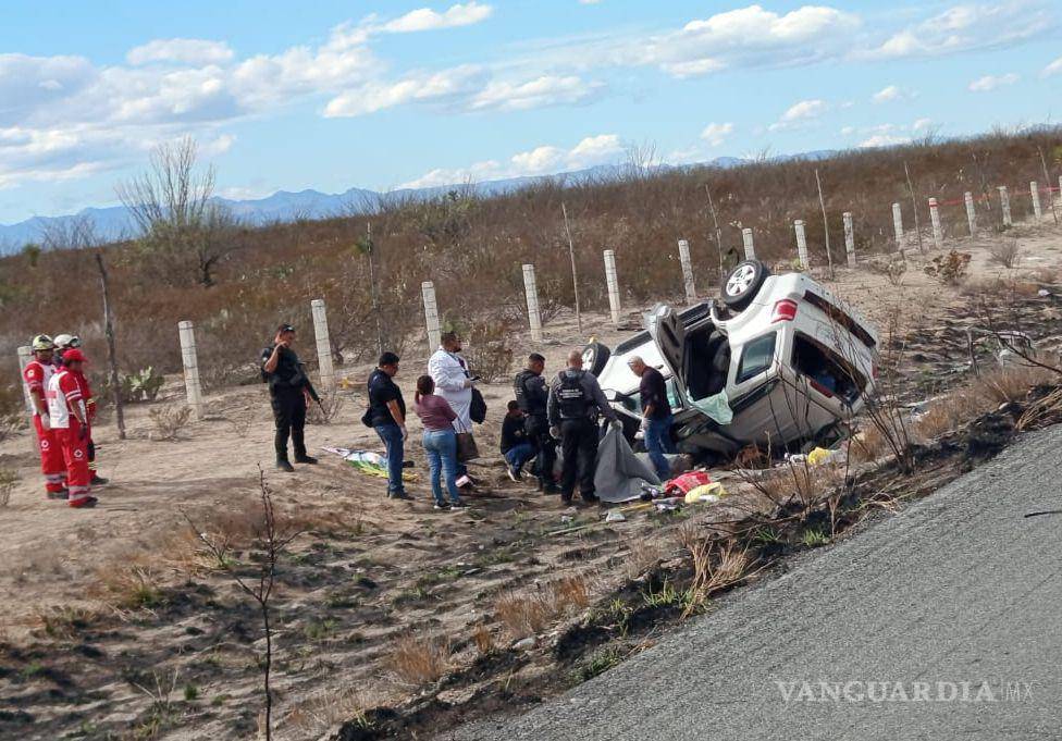 $!La potencia del choque dejó ambas unidades completamente destruidas.