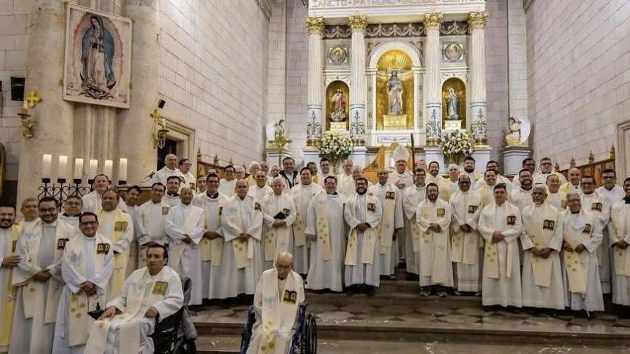 La Diócesis de Saltillo convocó a la comunidad católica a participar en una Hora Eucarística masiva rumbo a la Semana Santa.