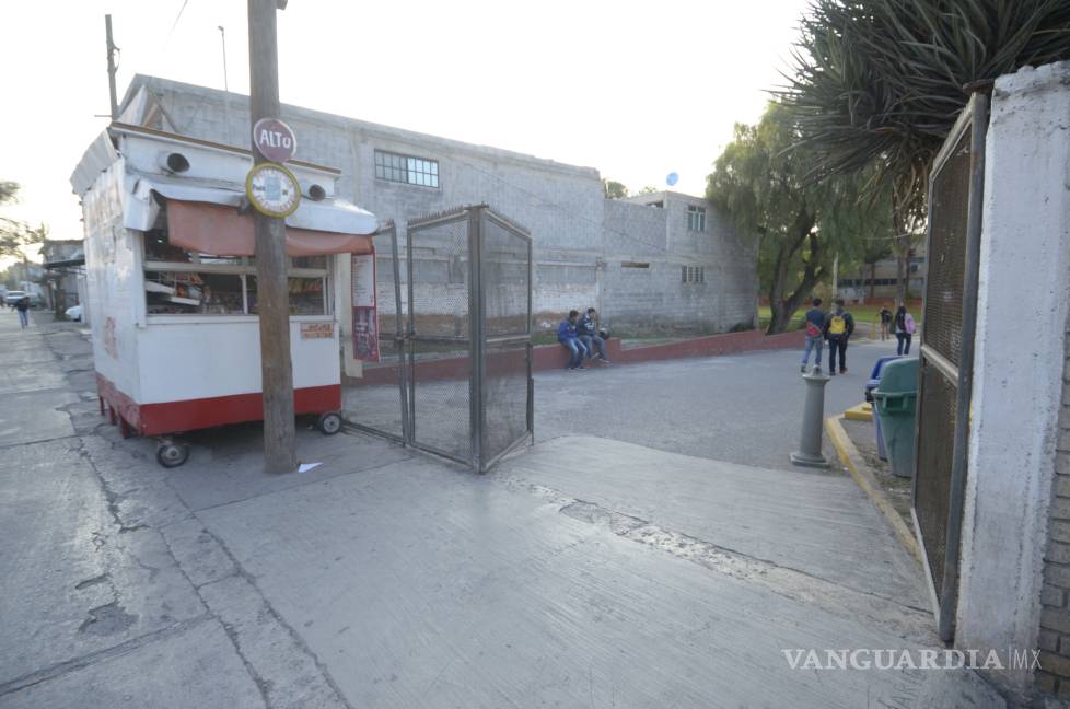 $!Tec de Saltillo tendrá que construir puente peatonal para evitar venta de droga