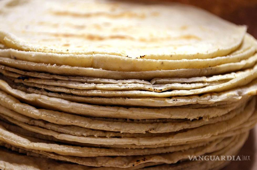 Tortilla de maíz no deja de aumentar, 25 quincenas subiendo de precio