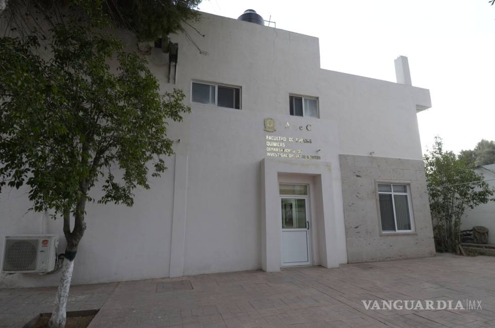 Alumnos de UAdeC crean empaques comestibles candelilla