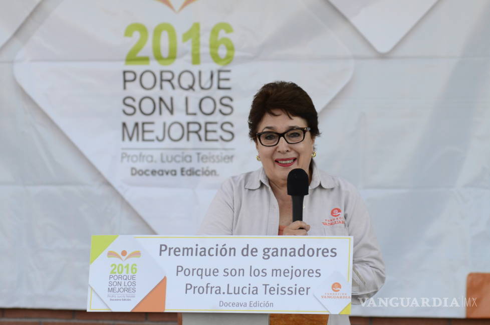 $!Alumnos de la primaria José de las Fuentes ganan premio 'Porque son los mejores profra. Lucía Teissier' y tendrán aula pedagógica