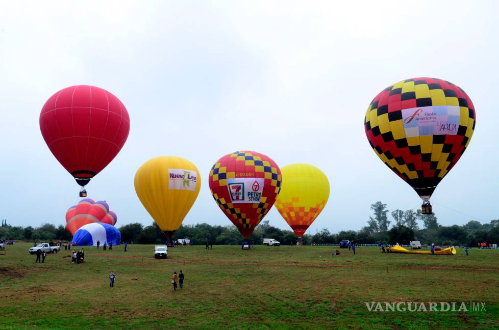 $!Festival del globo aerostático Cielo Mágico, colorido y mágia en Santiago, NL (Fotos)
