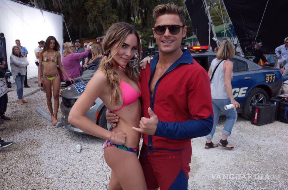 Una sexy latina incendia Guardianes de la Bahía: Belinda